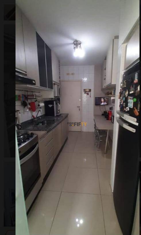 Apartamento à venda com 3 quartos, 93m² - Foto 20