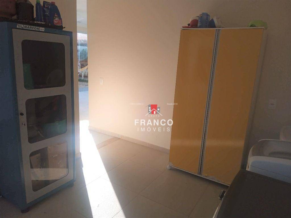 Casa de Condomínio à venda com 3 quartos, 330m² - Foto 49