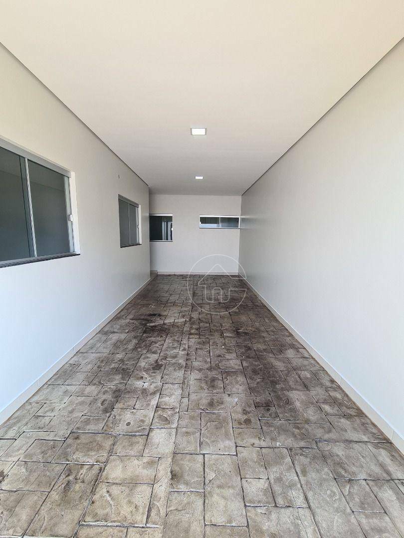 Apartamento para alugar com 2 quartos, 80m² - Foto 4