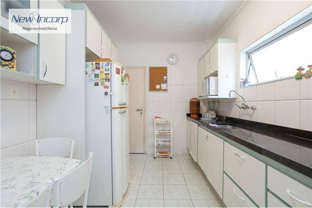 Apartamento à venda com 3 quartos, 123m² - Foto 10