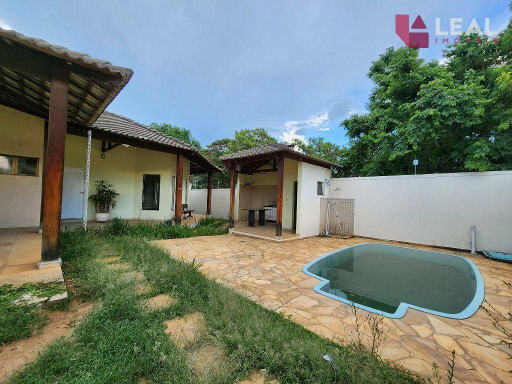 Casa, 3 quartos, 248 m² - Foto 2