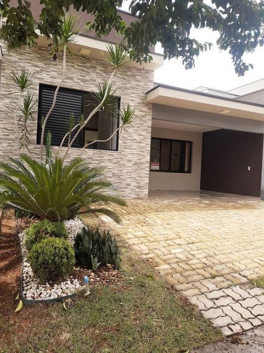 Casa de Condomínio à venda com 3 quartos, 160m² - Foto 1