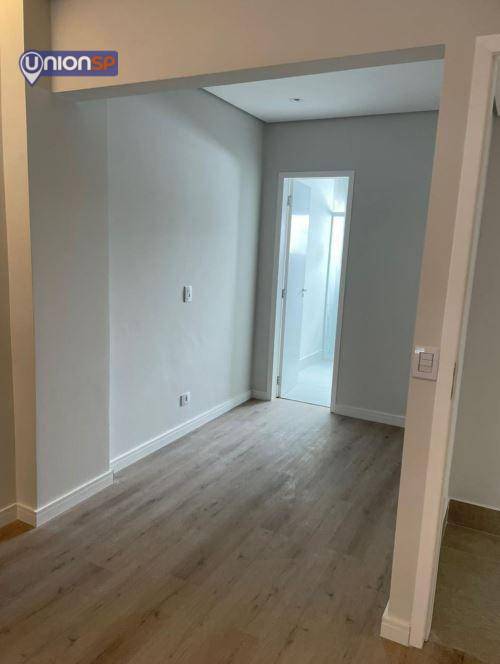 Apartamento à venda com 3 quartos, 107m² - Foto 3