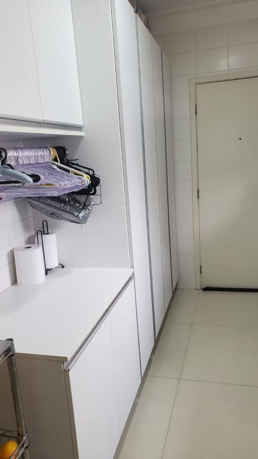 Apartamento para alugar com 3 quartos, 232m² - Foto 15