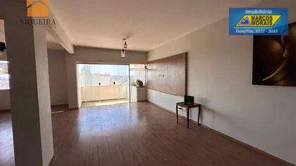 Apartamento para alugar com 4 quartos, 300m² - Foto 2