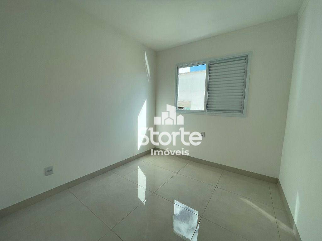 Apartamento à venda com 3 quartos, 95m² - Foto 10