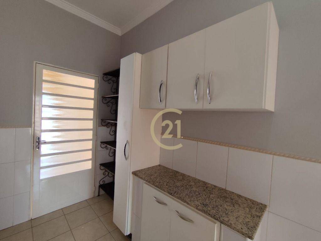 Casa para alugar com 3 quartos, 134m² - Foto 24