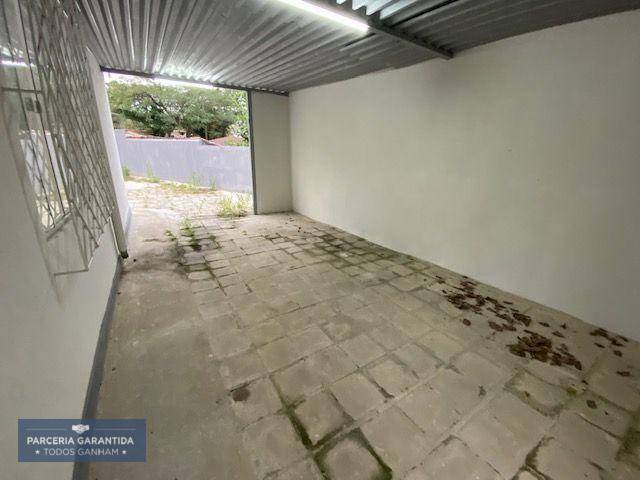 Casa à venda com 2 quartos, 122m² - Foto 5