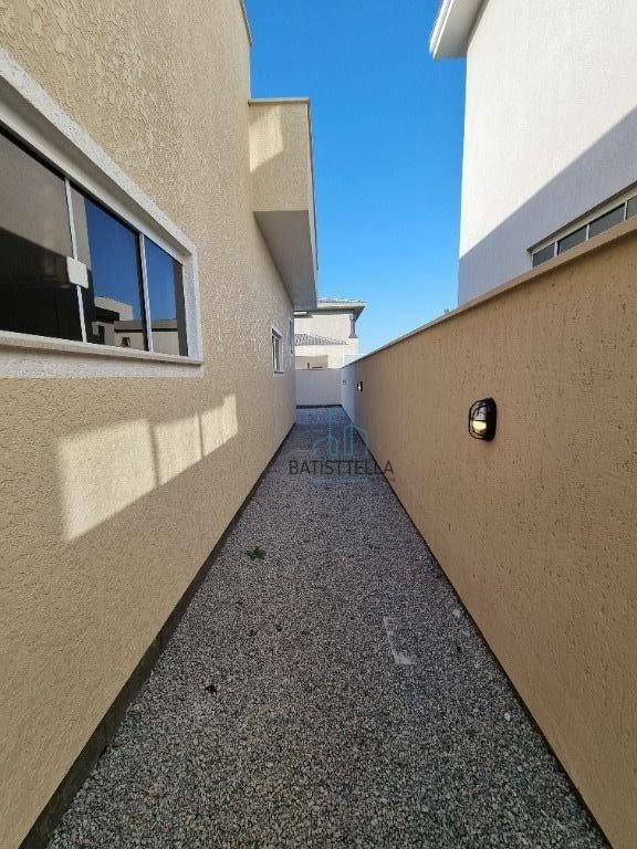 Casa à venda com 3 quartos, 179m² - Foto 27