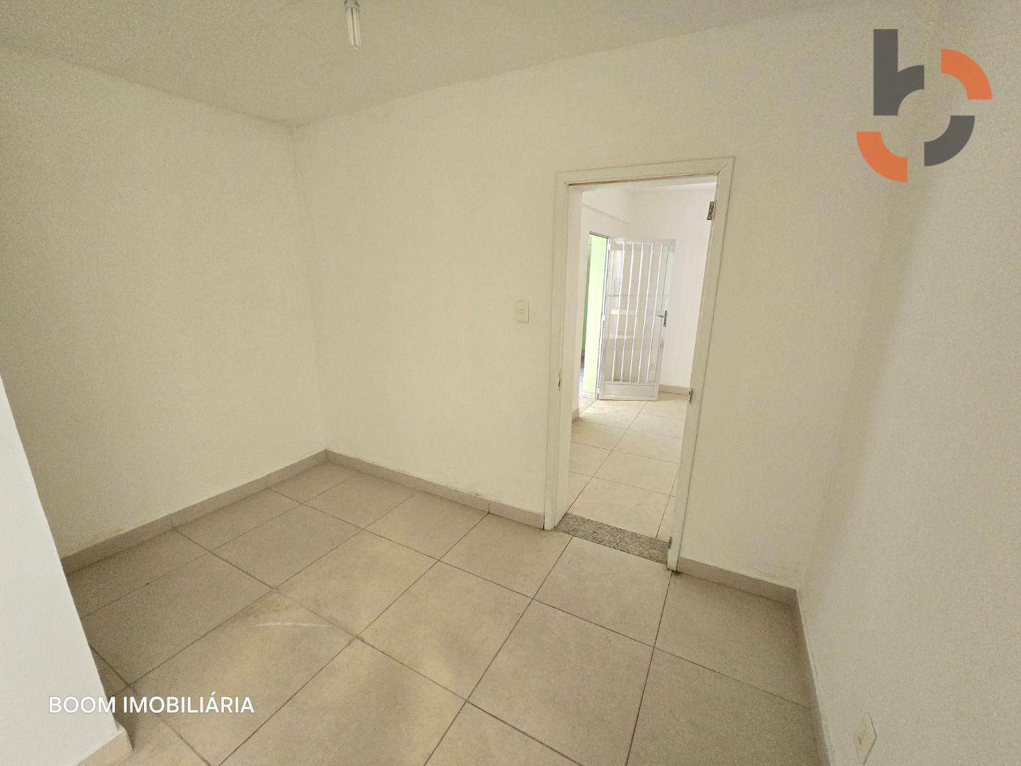 Casa à venda com 2 quartos, 100m² - Foto 15