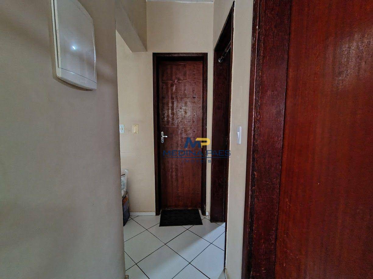 Apartamento à venda com 2 quartos, 100m² - Foto 8