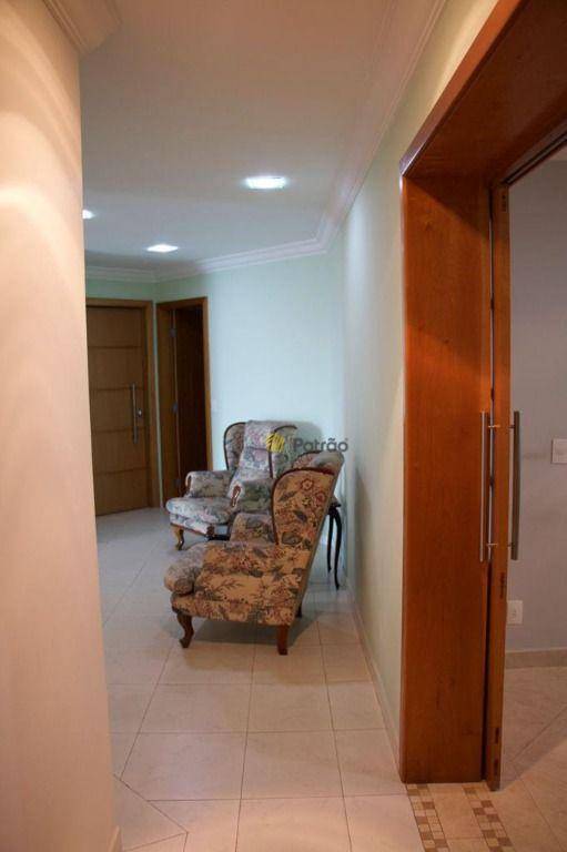 Apartamento à venda com 4 quartos, 215m² - Foto 6