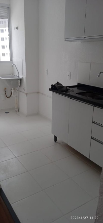 Apartamento para alugar com 2 quartos, 41m² - Foto 4