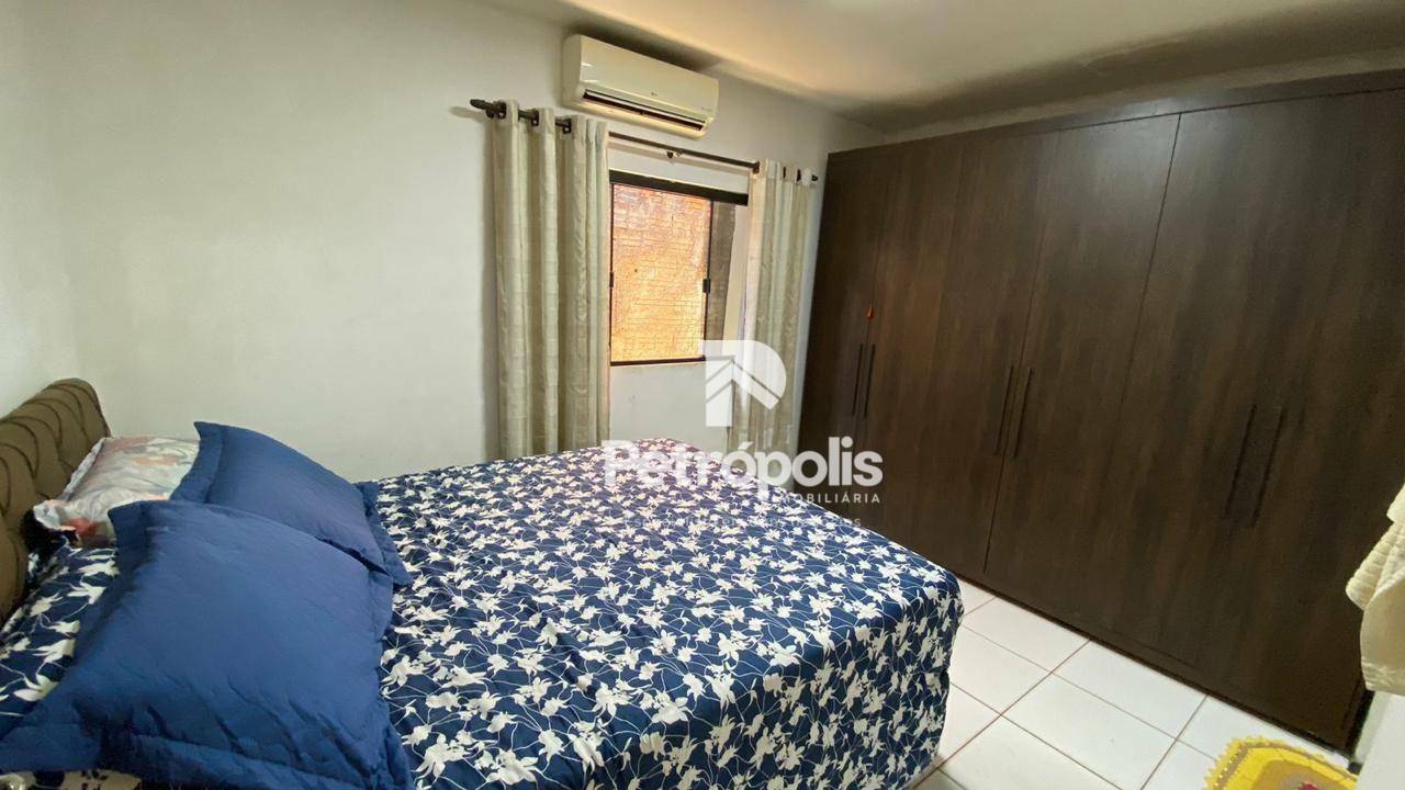 Casa à venda com 2 quartos, 170m² - Foto 14