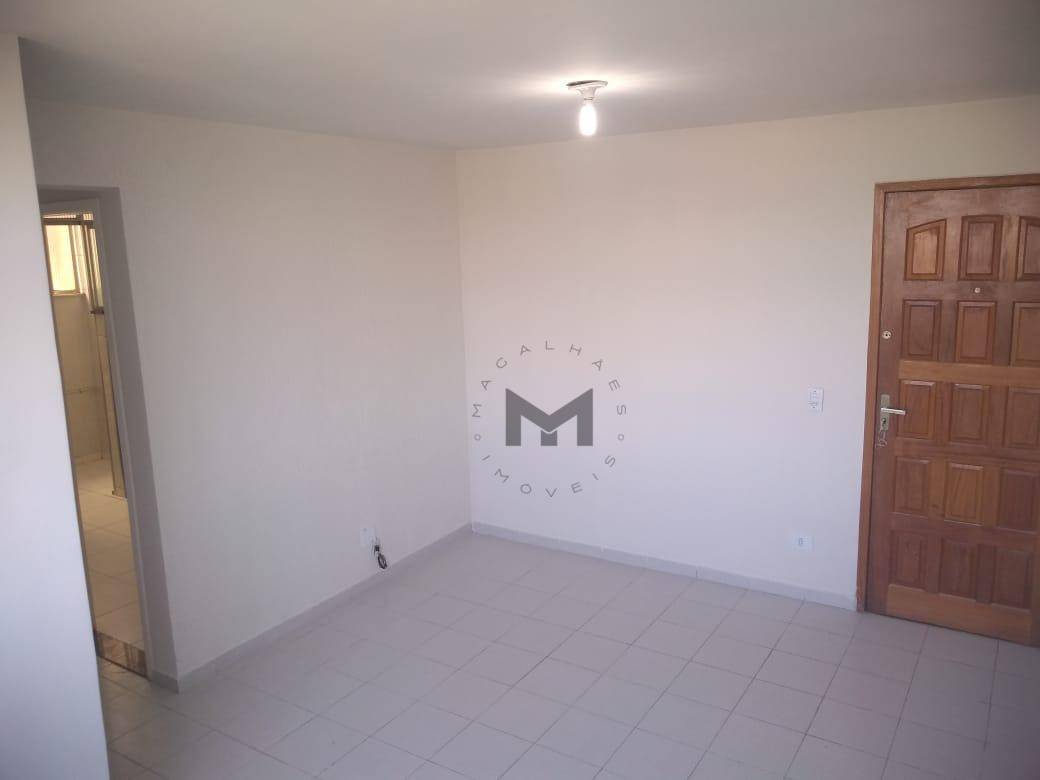 Apartamento à venda com 2 quartos, 57m² - Foto 1