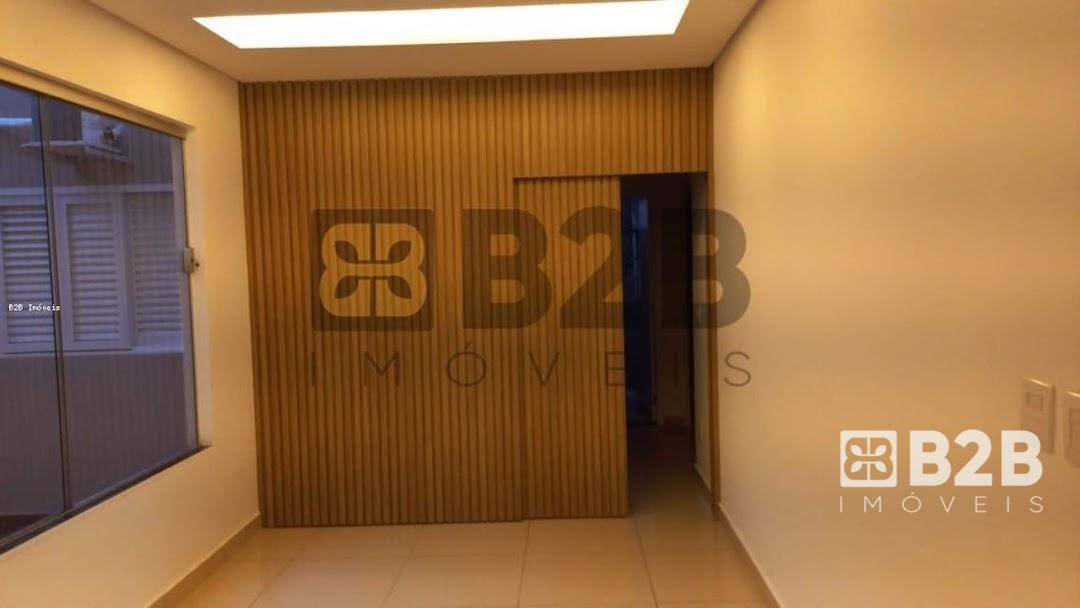 Casa à venda com 3 quartos, 250m² - Foto 38