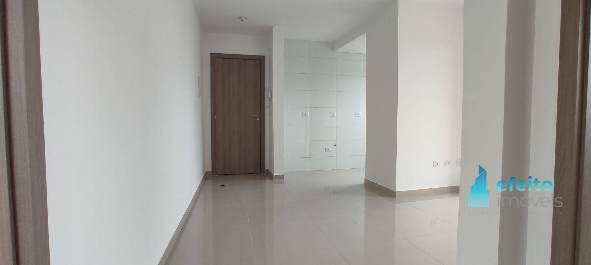 Apartamento à venda com 2 quartos, 42m² - Foto 3