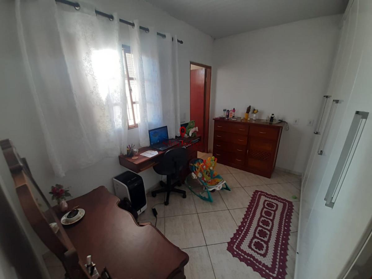 Casa à venda com 5 quartos, 160m² - Foto 10