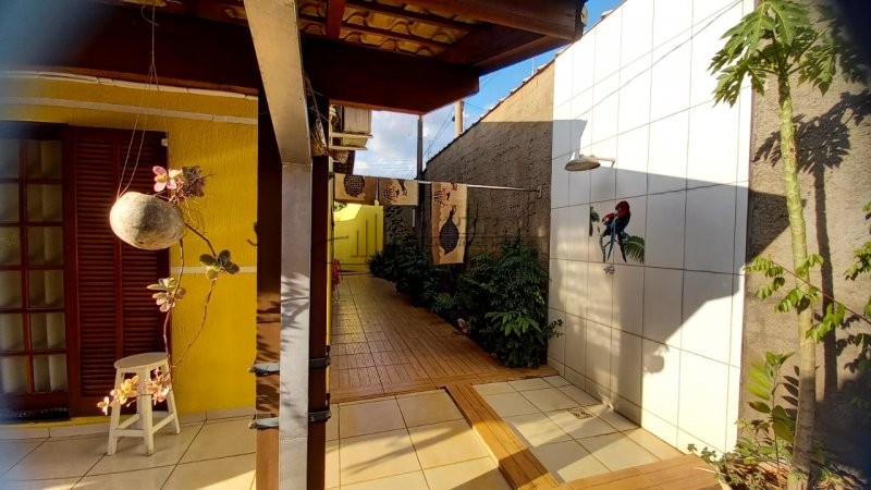 Casa à venda com 3 quartos, 200m² - Foto 4