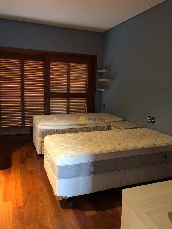 Chácara à venda com 3 quartos, 750m² - Foto 10