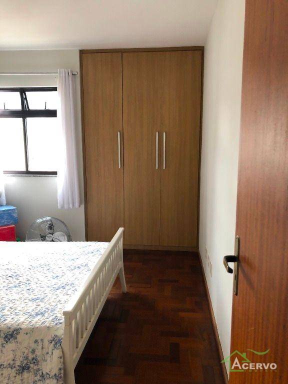 Apartamento à venda com 3 quartos, 115m² - Foto 12