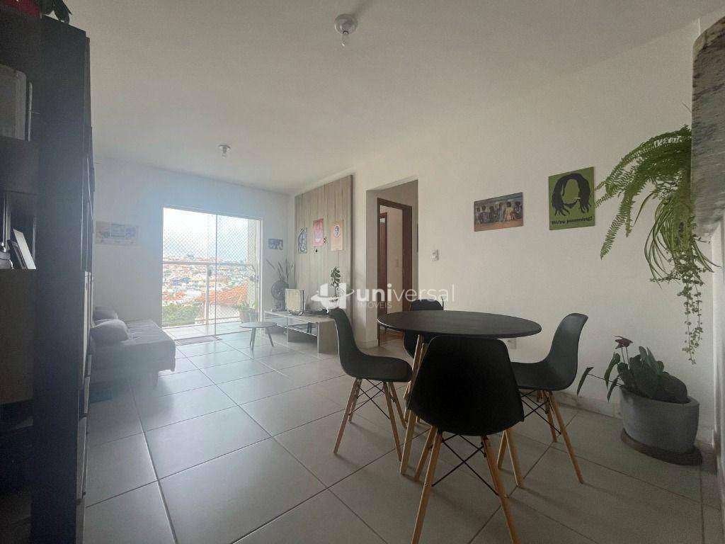 Apartamento à venda com 2 quartos, 83m² - Foto 6