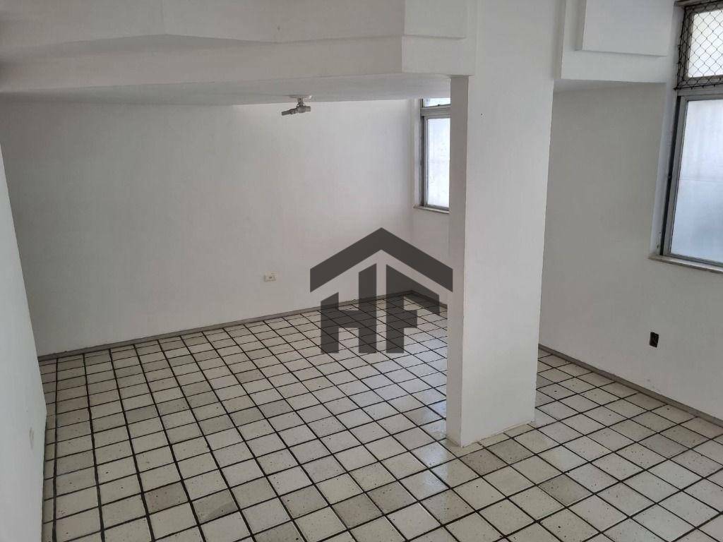 Apartamento à venda com 3 quartos, 90m² - Foto 8