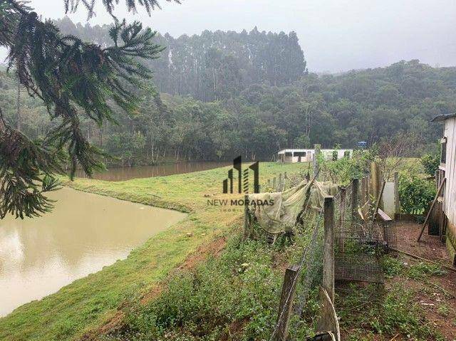 Chácara à venda com 2 quartos, 100m² - Foto 1