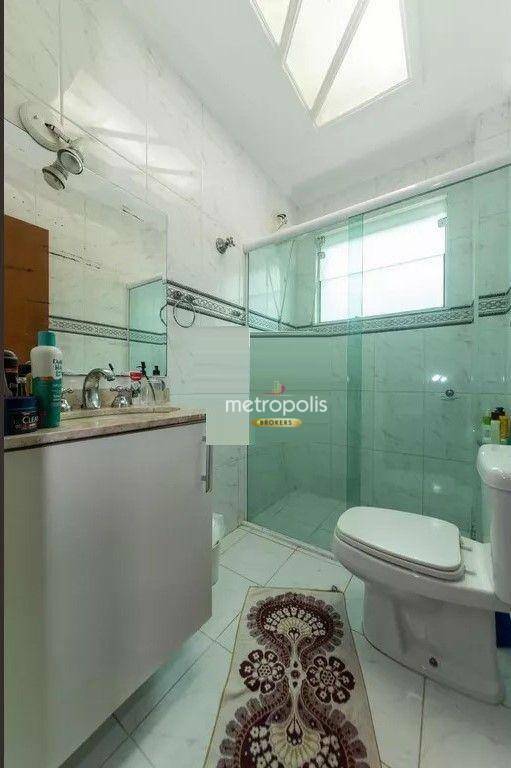 Sobrado à venda com 3 quartos, 210m² - Foto 24