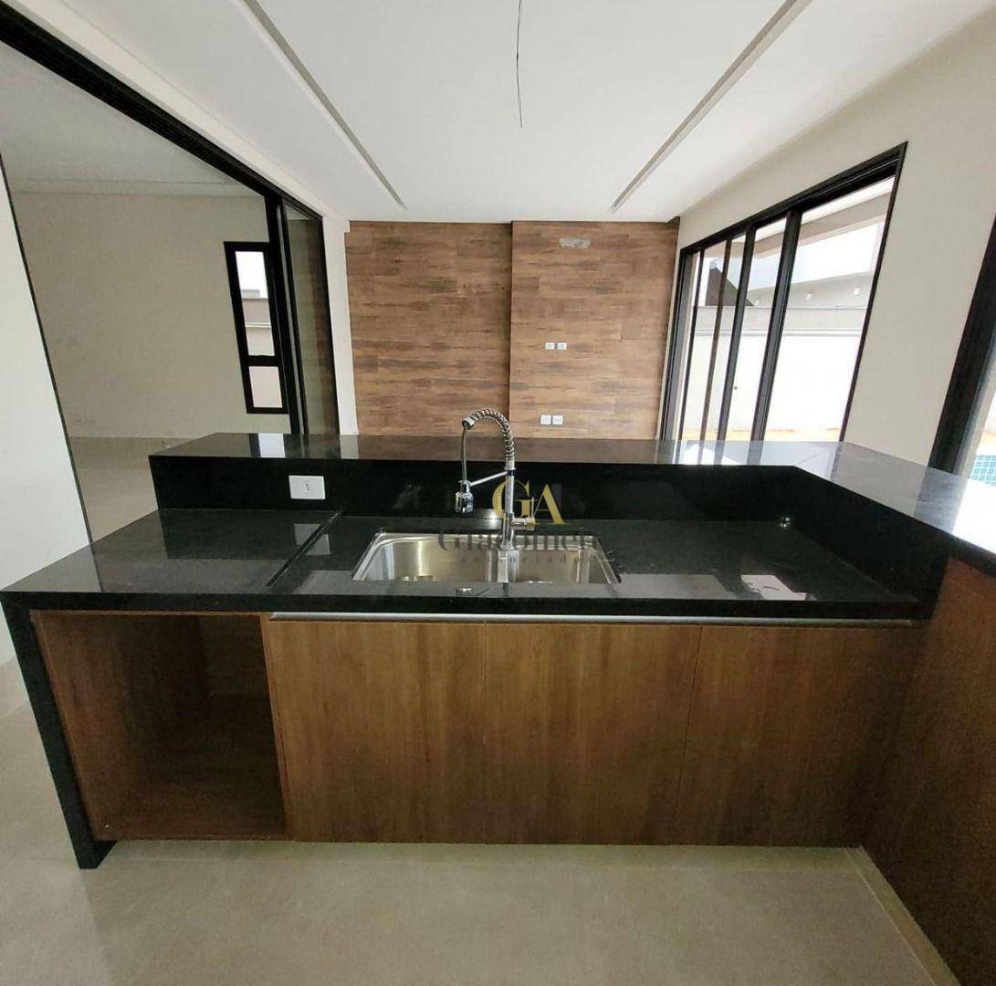 Casa de Condomínio à venda com 4 quartos, 420m² - Foto 3