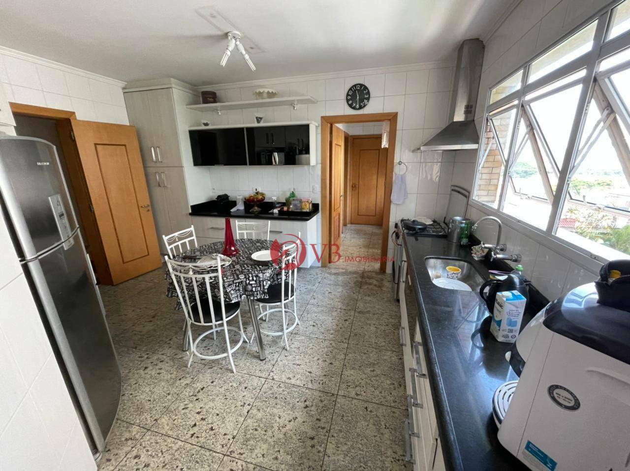 Apartamento à venda com 3 quartos, 150m² - Foto 24