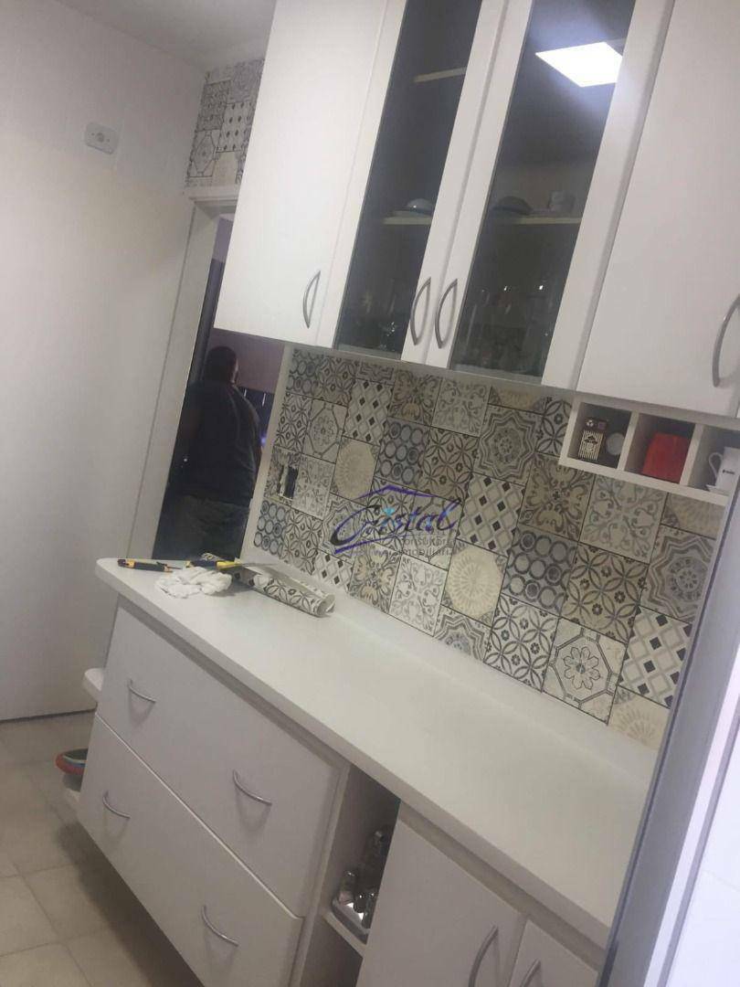 Apartamento à venda com 2 quartos, 60m² - Foto 10