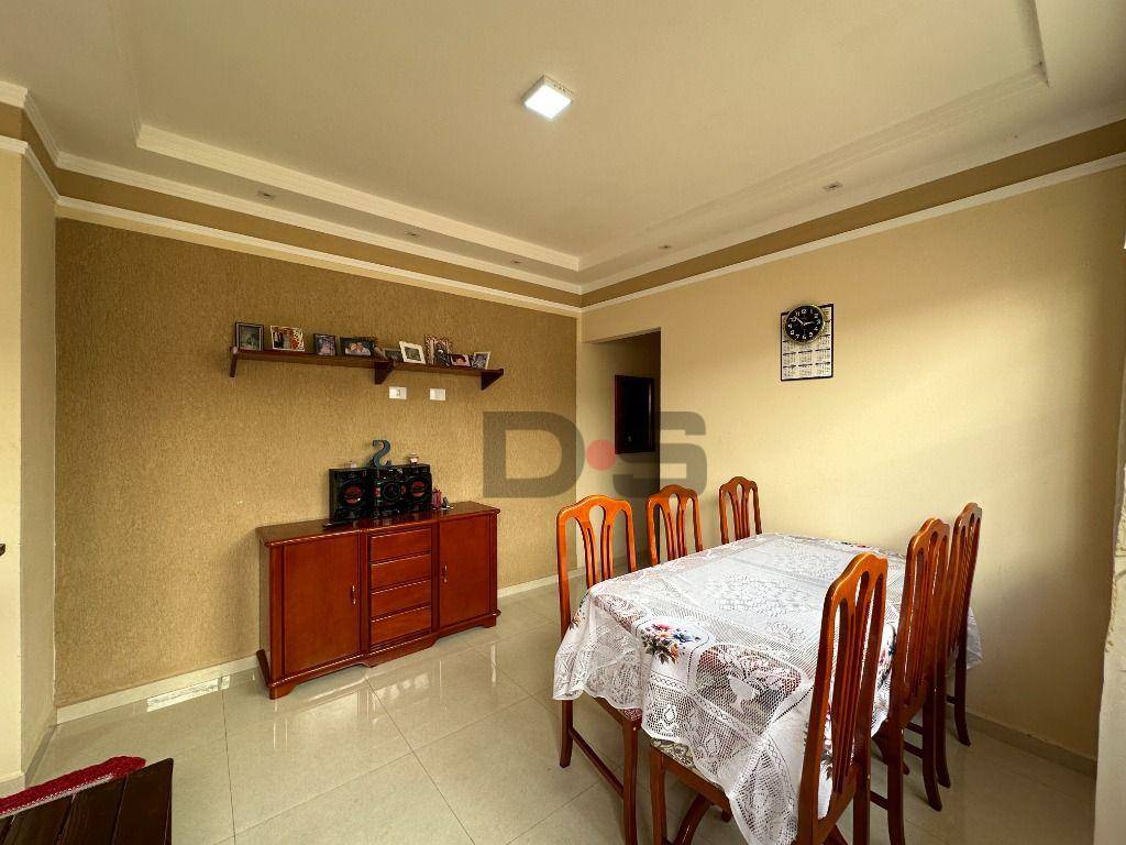 Casa, 3 quartos, 80 m² - Foto 1