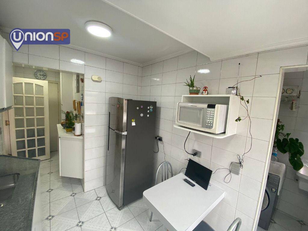 Apartamento à venda com 2 quartos, 60m² - Foto 23