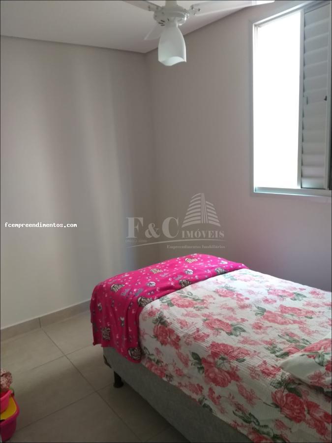 Apartamento à venda com 2 quartos, 45m² - Foto 9