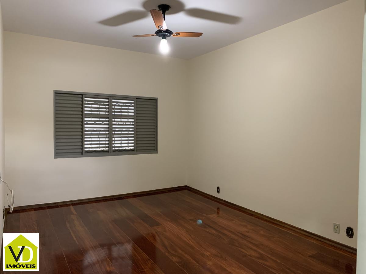 Sobrado à venda com 3 quartos, 240m² - Foto 15