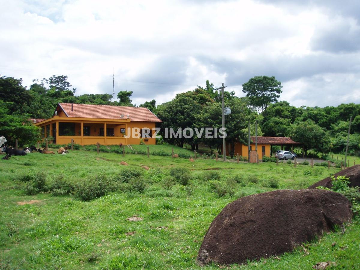 Fazenda à venda com 12 quartos, 1011m² - Foto 6