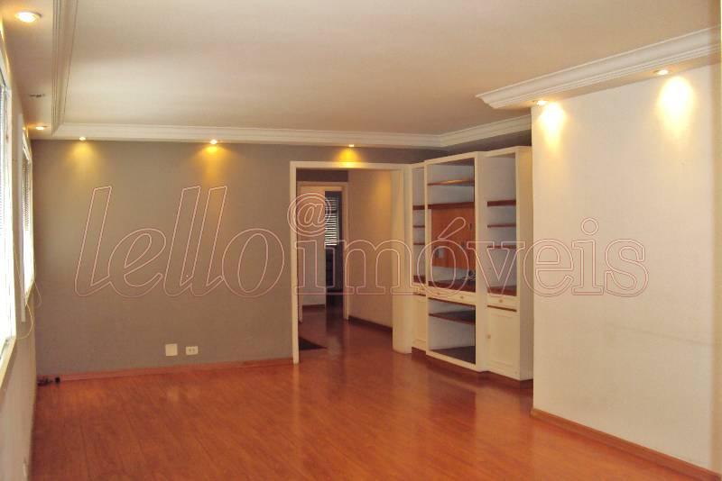 Apartamento para alugar com 3 quartos, 120m² - Foto 1