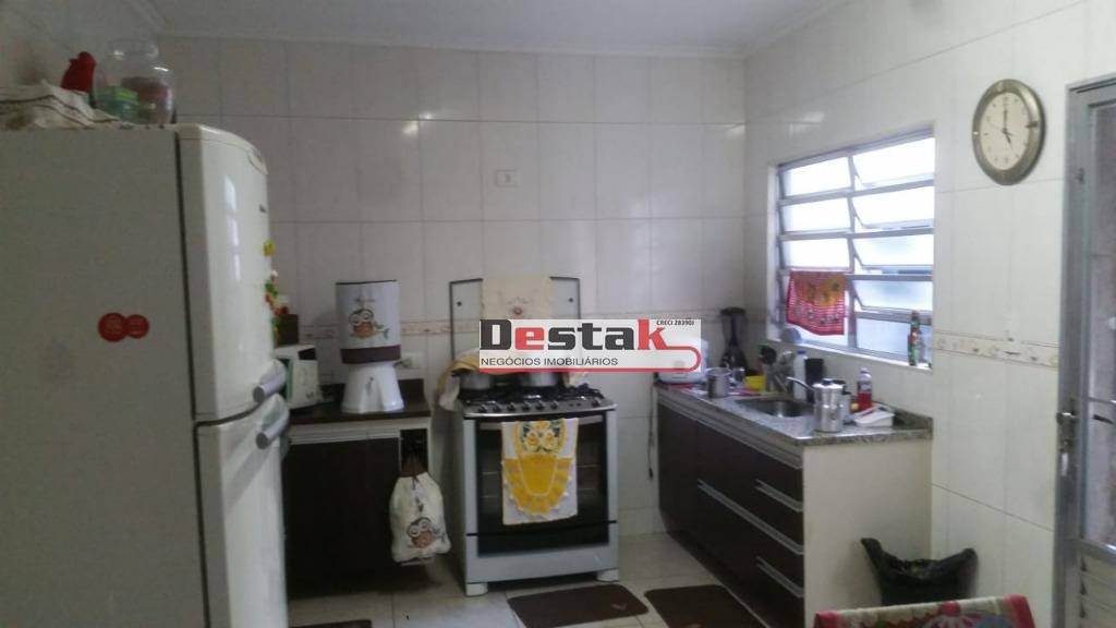 Sobrado à venda com 3 quartos, 248m² - Foto 12