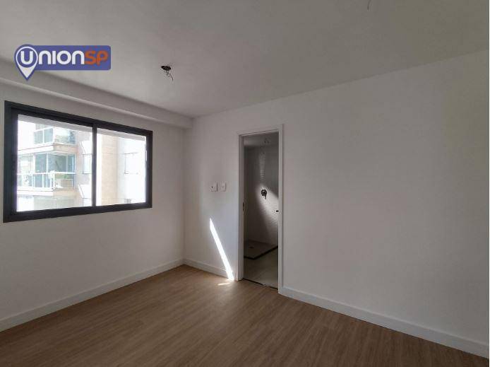 Apartamento à venda com 2 quartos, 58m² - Foto 5