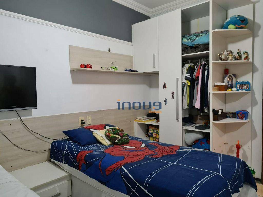 Casa à venda com 3 quartos, 800m² - Foto 26