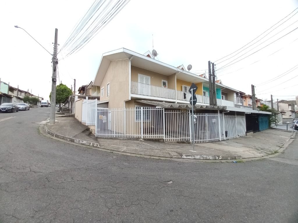 Sobrado à venda com 3 quartos, 92m² - Foto 3