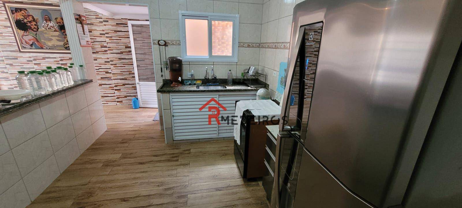 Casa à venda com 3 quartos, 140M2 - Foto 8