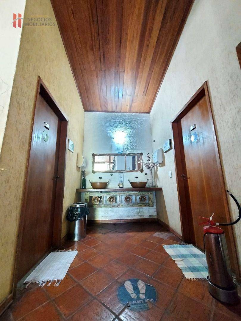 Pousada-Chalé à venda com 12 quartos, 2830m² - Foto 27