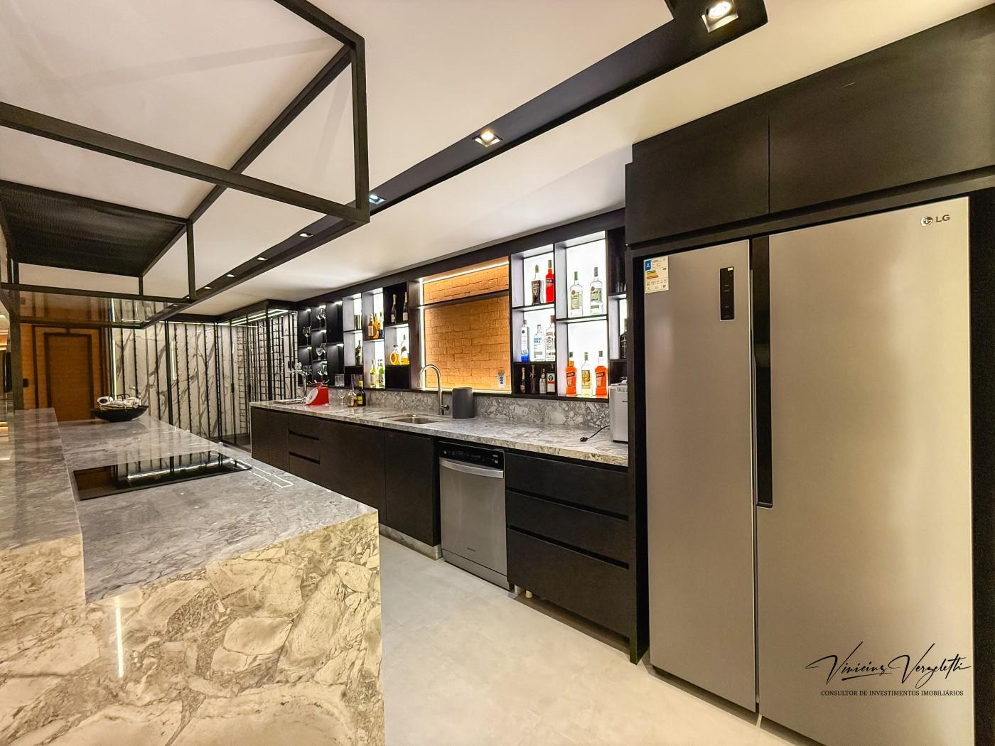 Casa para alugar com 4 quartos, 600m² - Foto 8