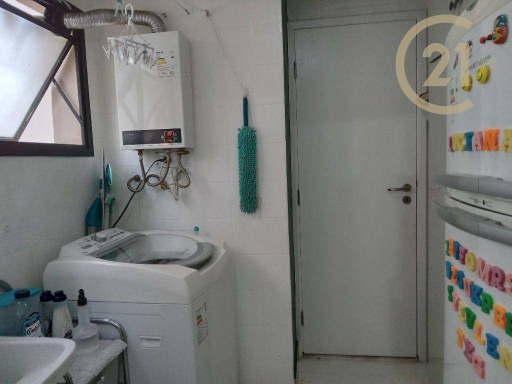 Apartamento à venda com 2 quartos, 70m² - Foto 17