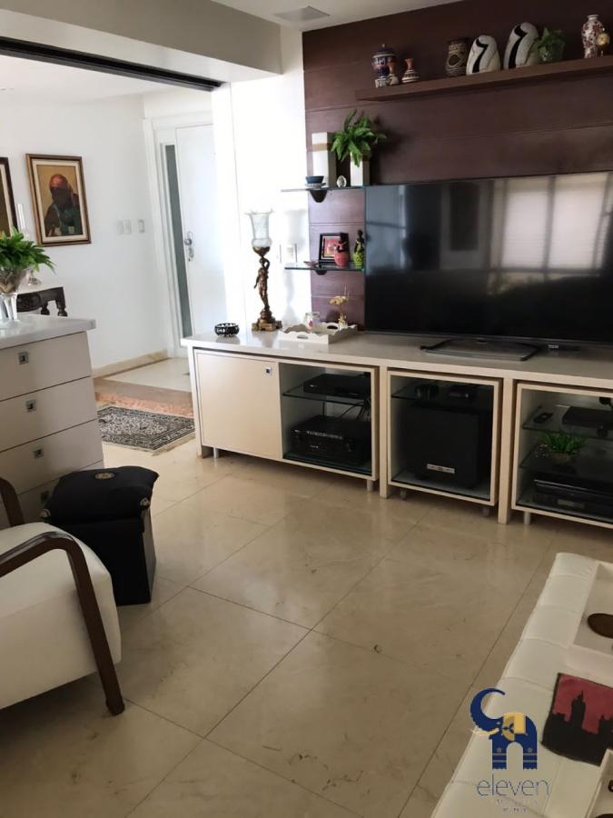 Apartamento à venda com 4 quartos, 276m² - Foto 5