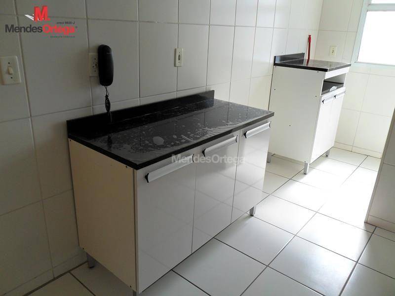 Apartamento para alugar com 2 quartos, 65m² - Foto 11