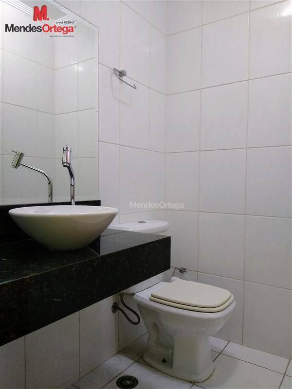 Apartamento para alugar com 3 quartos, 100m² - Foto 22