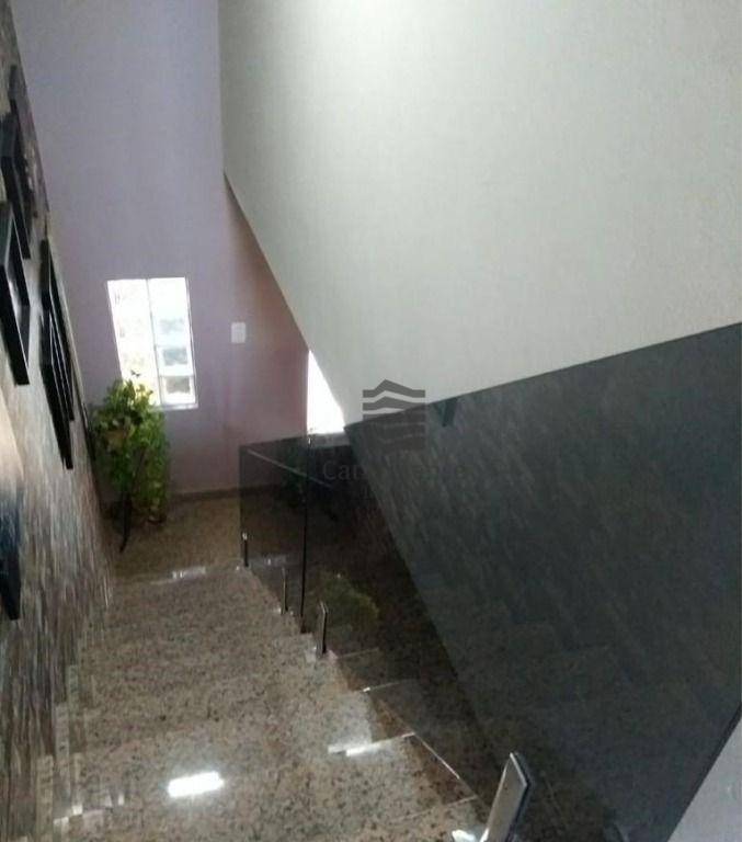 Sobrado à venda com 2 quartos, 73m² - Foto 5